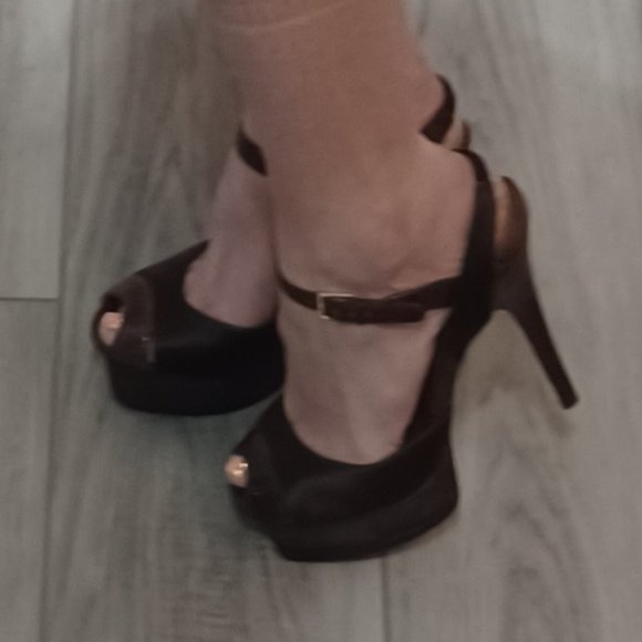 Bebe Peep toe, platfor heel, brown size 8 - Picture 4 of 11